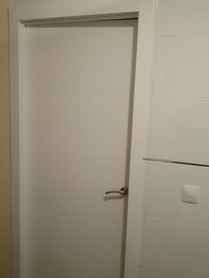 Reforma de Puertas Interiores y todo tipo de Carpintería 
