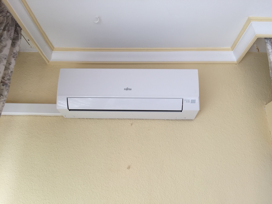 Instalación aire acondicionado tipo split marca Fujitsu