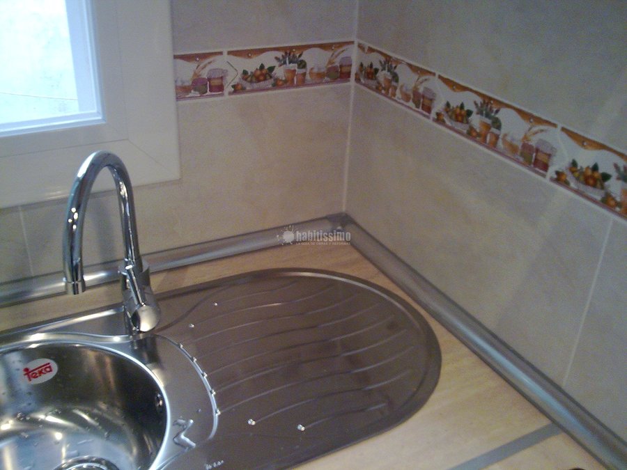 Reformas Viviendas, Electricistas, Carpinteros