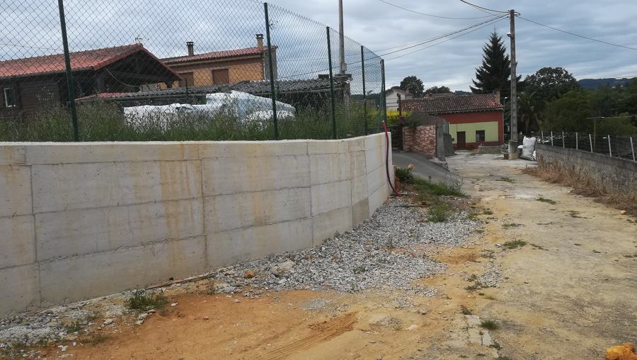 Suministro y colocación de malla simple torsión