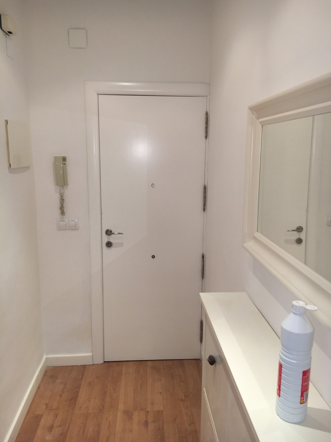 Puerta entrada lavada