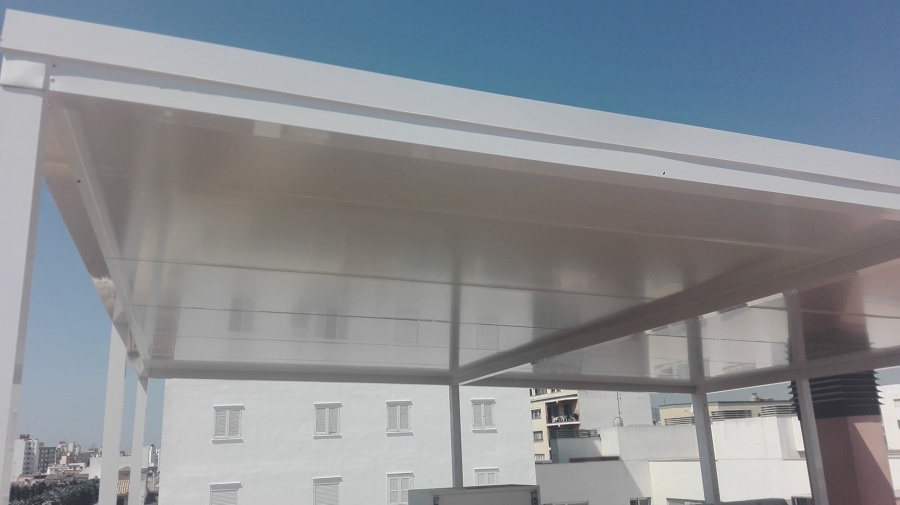 Techo con panel samdwich