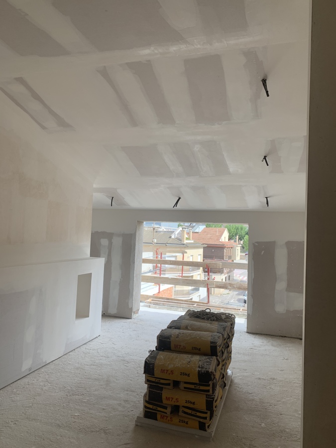 Falso techo y cabezal dormitorio