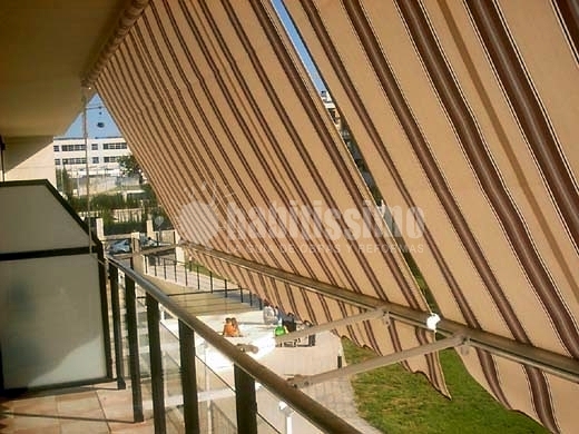 Toldos para balcones modelo stor