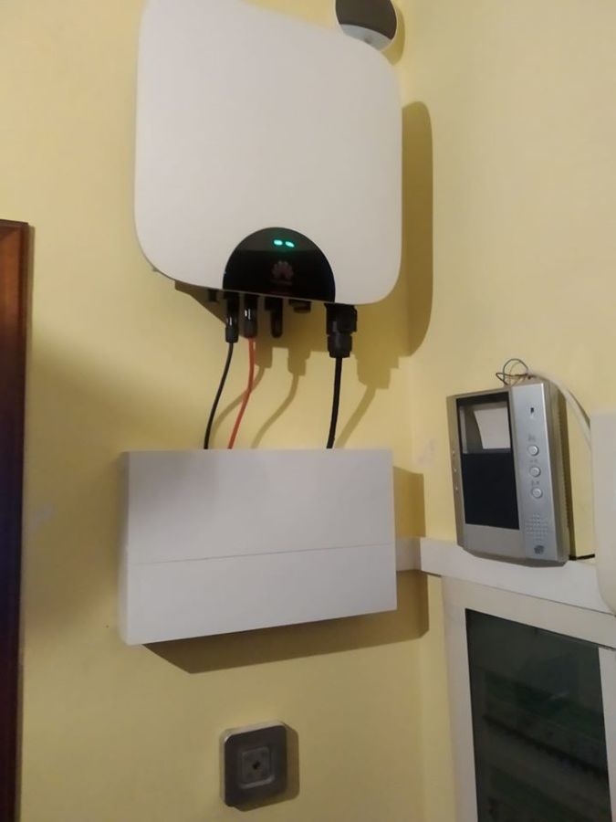 INSTALACIÓN FOTOVOLTAICA con inyección a red