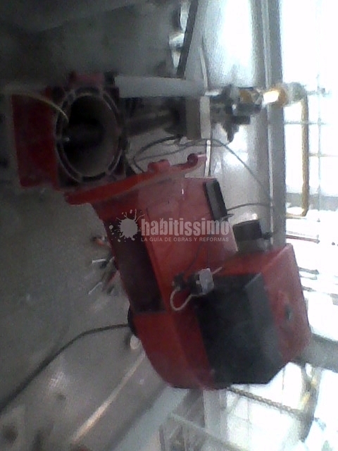 Gas, Puertas Garaje, Carpintería Metálica