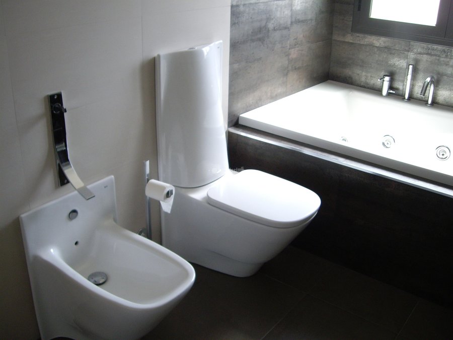 Reformas Viviendas, Impermeabilización, Construcciones Reformas