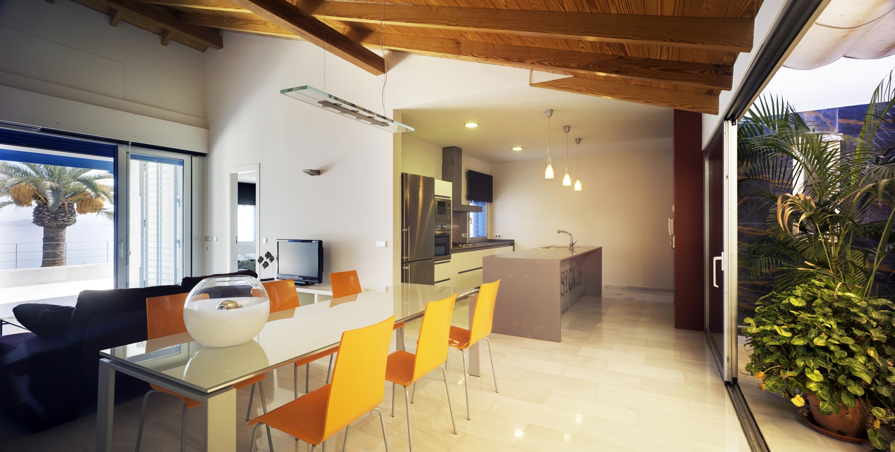 Reformas Viviendas, Reparación Cubiertas, Construcciones Reformas