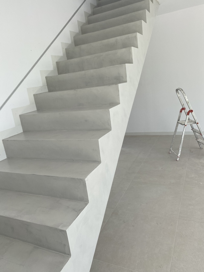 Escalera Microcemento