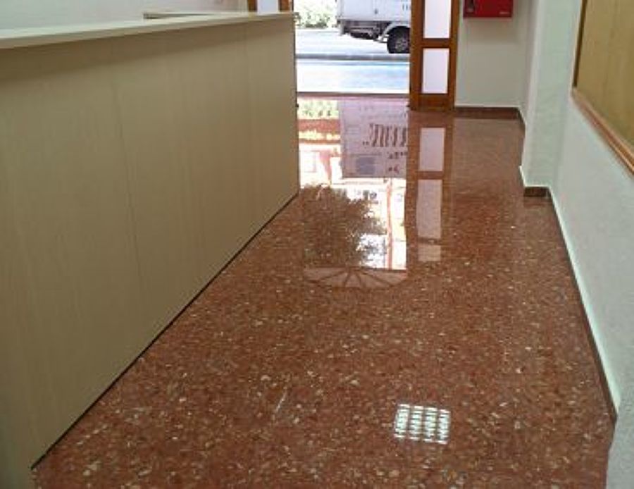 ABRILLANTADO DE SUELOS