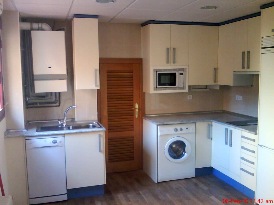 ACABADO DE COCINA EN VIVIENDA