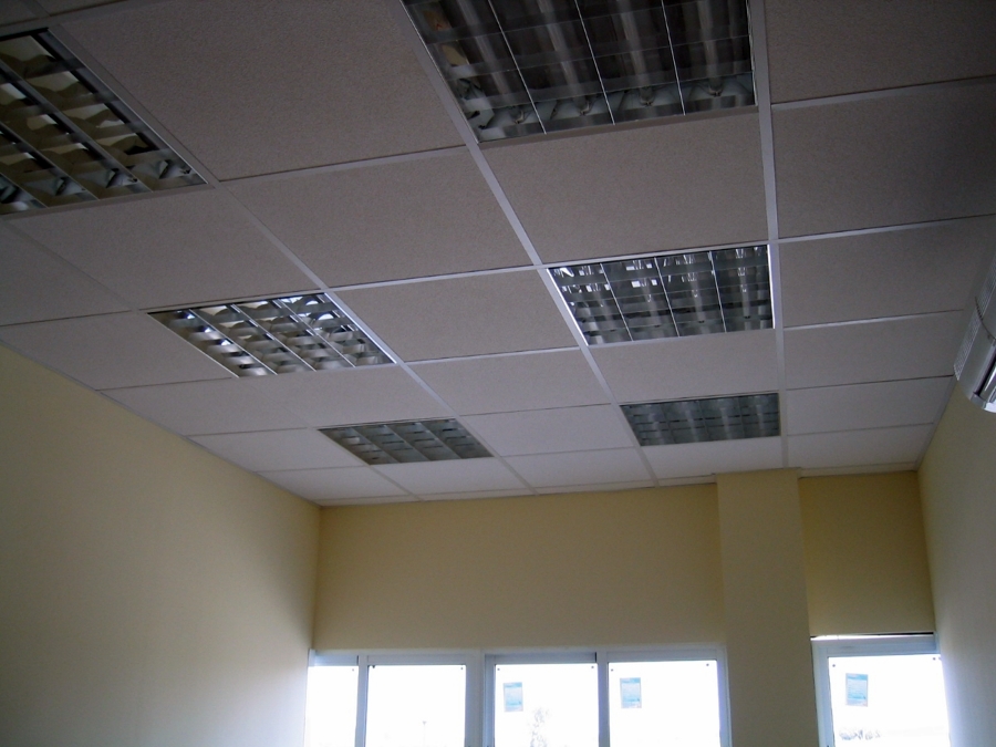 Acabado de falso techo.