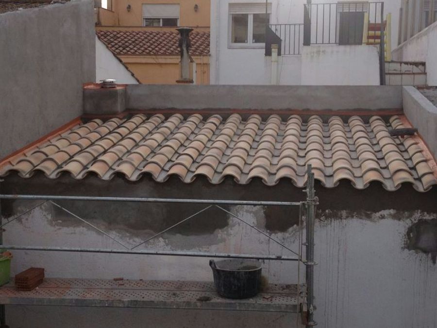 acabado de la colocación de la teja