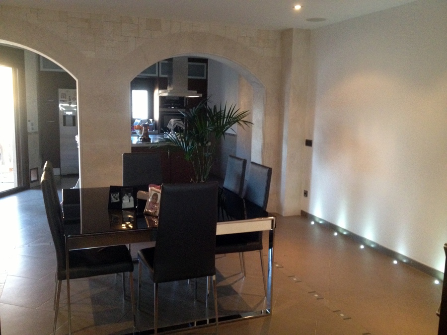 acabados piedra santanyi