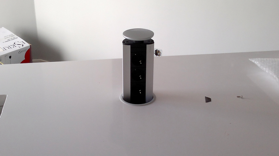 acc enchufes en banco de isla