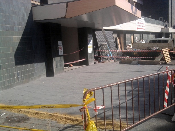 Acceso de entrada urgencia hospital en Valencia