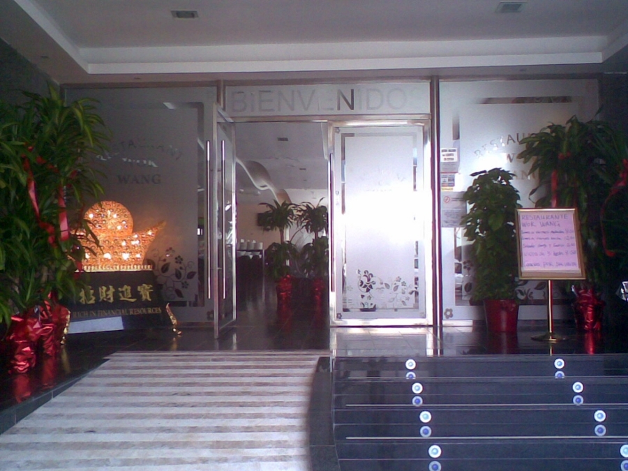 Acceso restaurante de comida asiática en Massamagrell