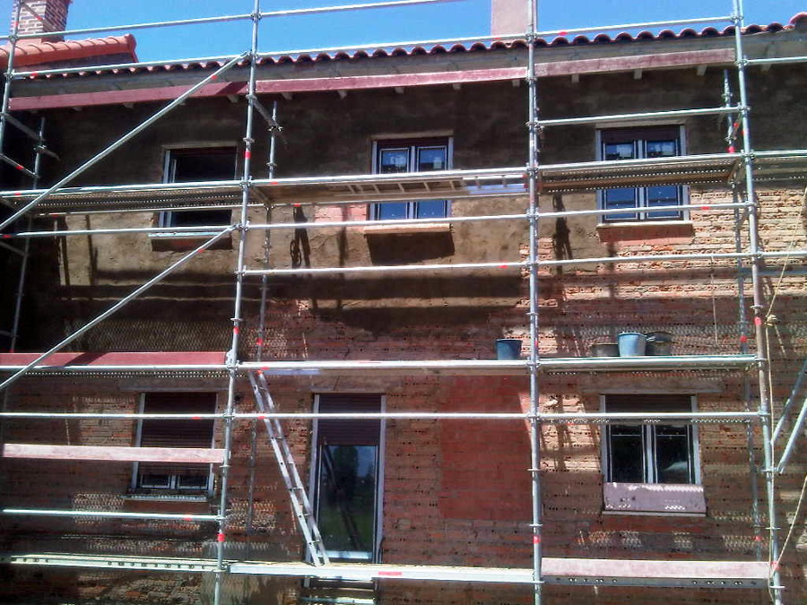 acondicionamiento de fachada posterior