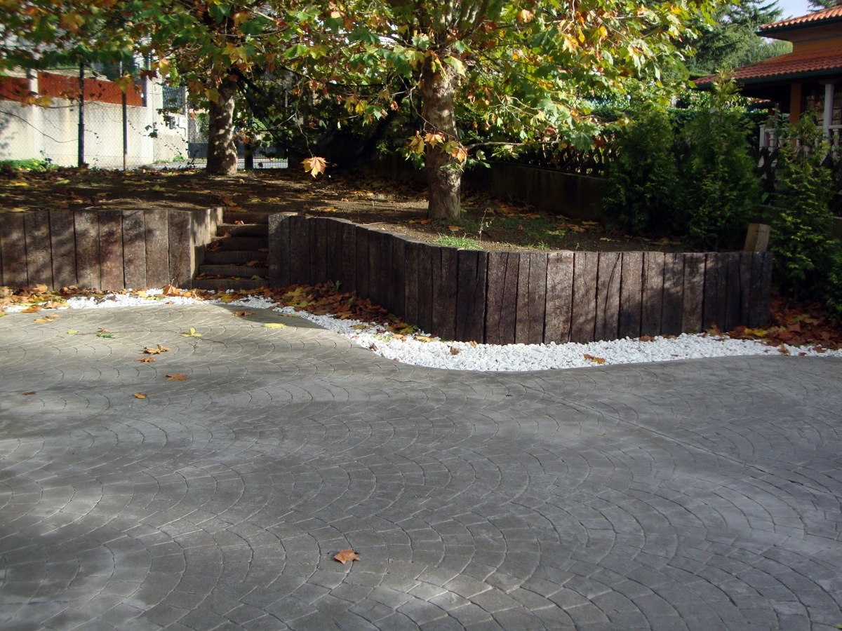 Acondicionamiento de zona ajardinada