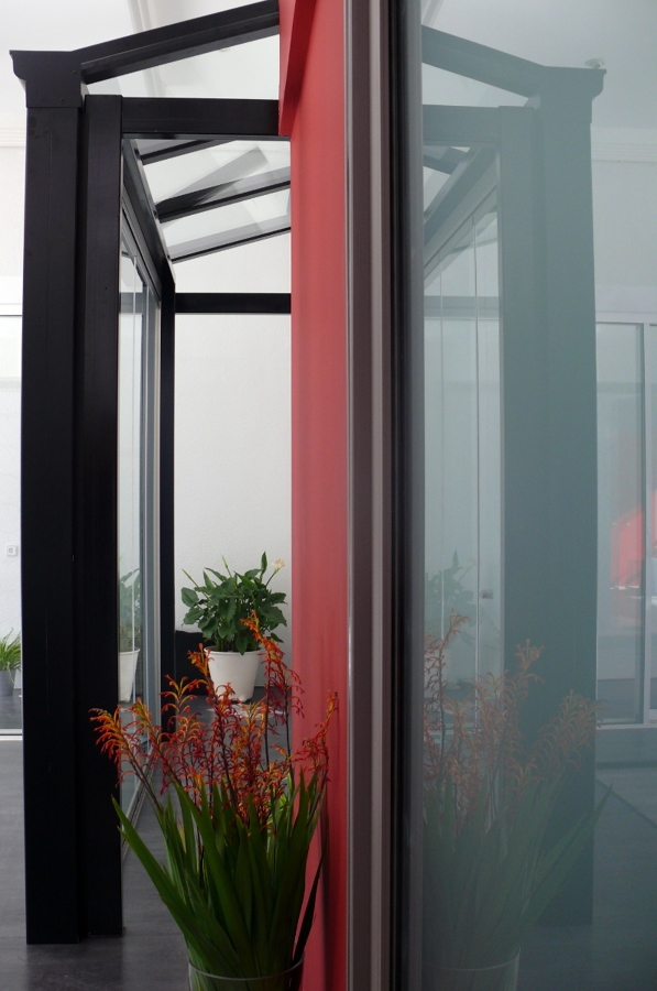 Acristalamiento de techo en perfil aluminio negro y  cristal