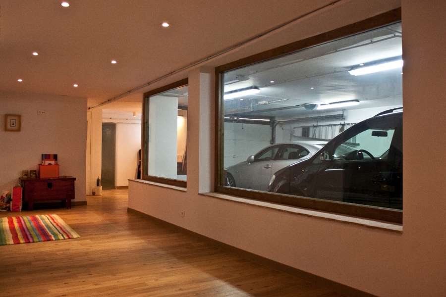 Adaptación de semi-sótano a garaje y apartamento. 2