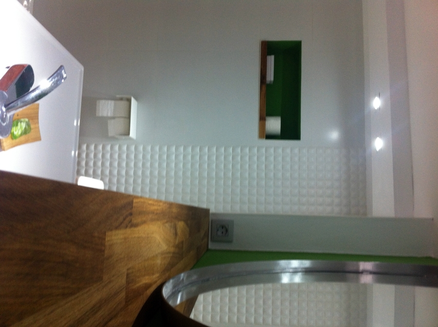 Adaptación de semi-sótano a garaje y apartamento. 7