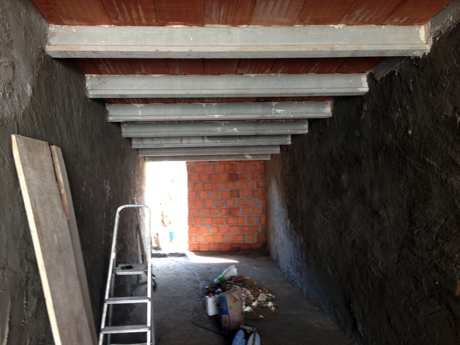 Adecuacion de un pajar en Letux