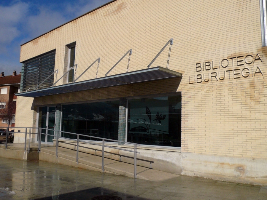 adecución de local como biblioteca púbica. Ansoáin - Navarra