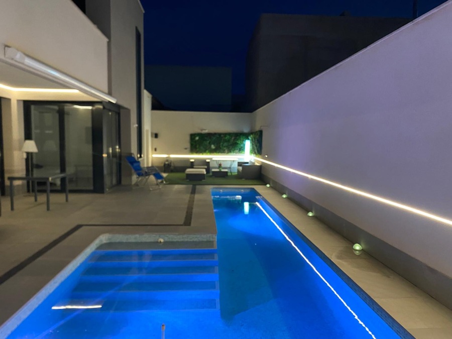 Iluminación led regulable IP65