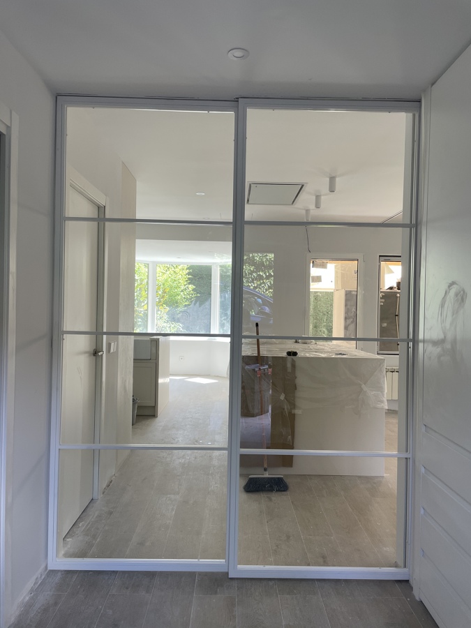 Paso de entrada a cocina.