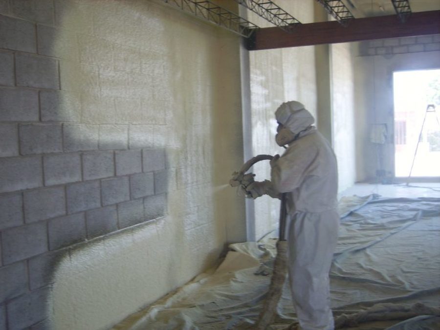 Proyección espuma poliuretano