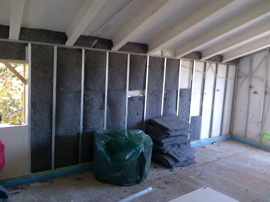 Aislamiento con mantos de algodón reciclado