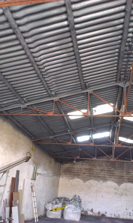 Aislamiento con poliuretano gris