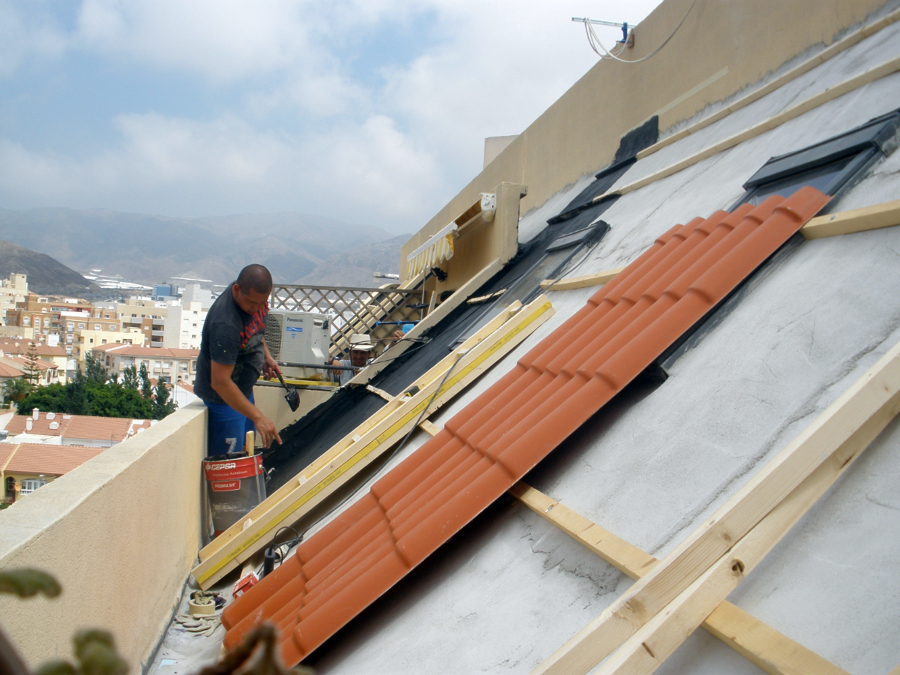 AISLAMIENTO Y CUBIERTAS