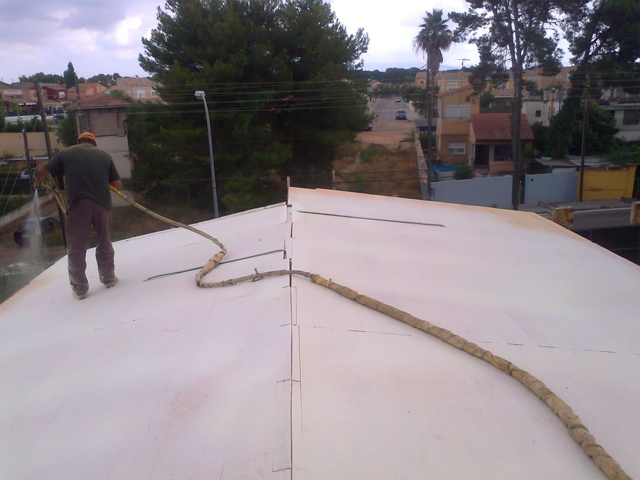 aislamientoscervera.com