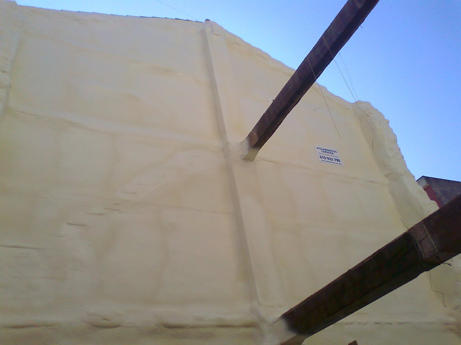 aislamientoscervera.com