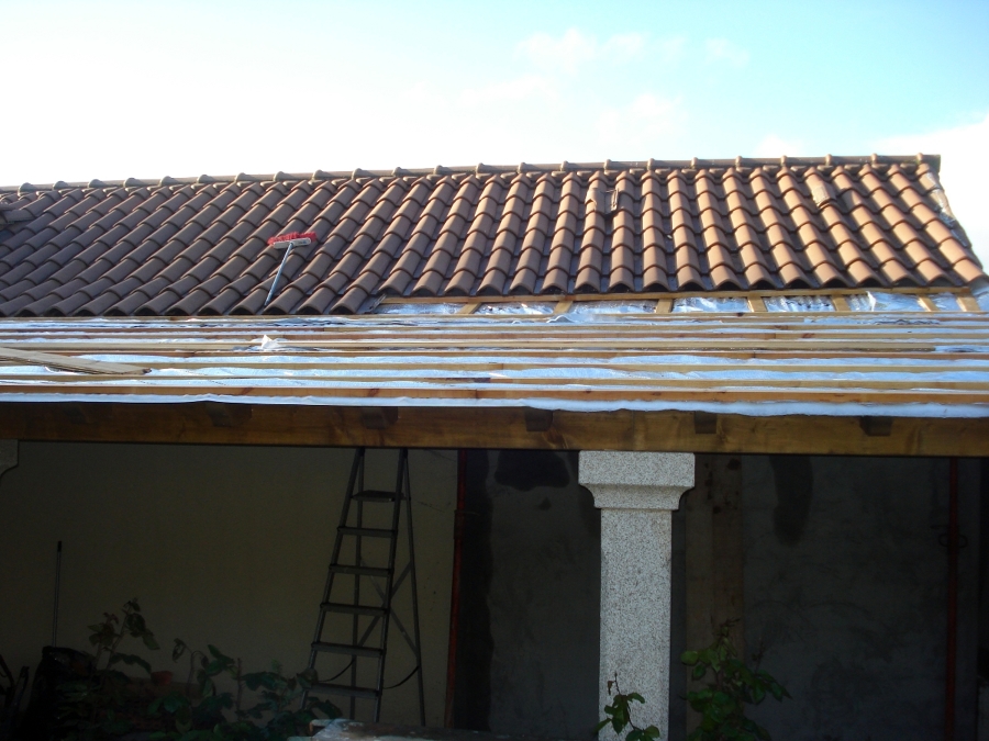 Aislar y continuar tejado existente para porche