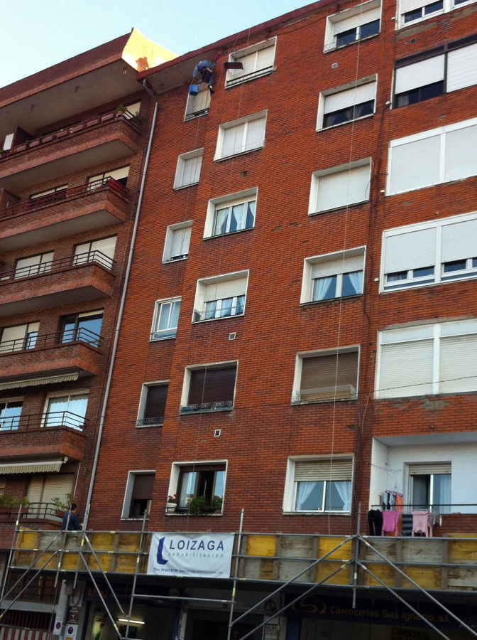 Alero y fachada Bilbao