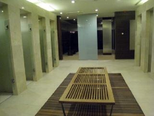 Alicatado con gres compacto