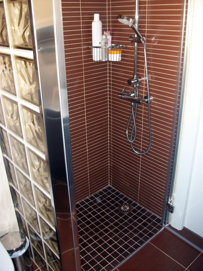 alicatado y ducha de obra