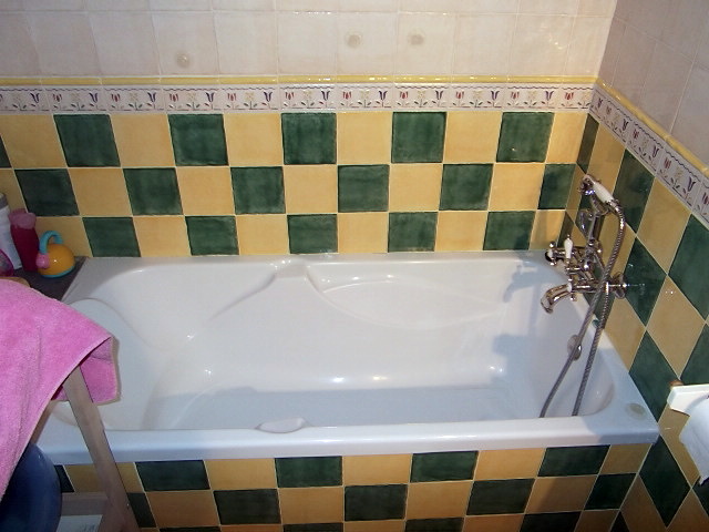 alicatados de baños y colocaciones de bañeras o cambios de bañera por plato de ducha