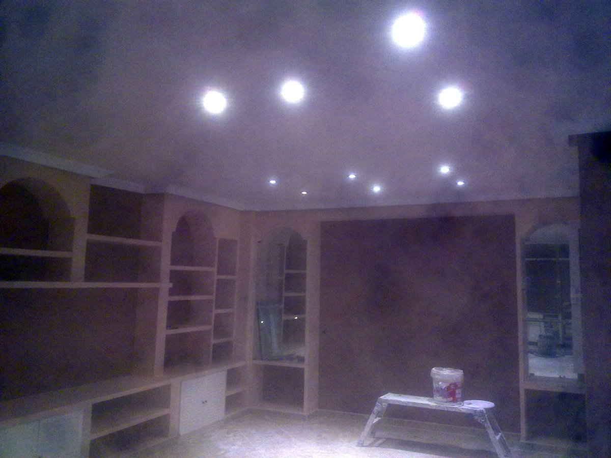 alisar,pintar y focos de luz