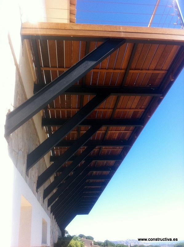 Ampliacion de terraza con tarima de iroko 