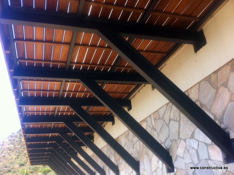 Ampliacion de terraza con tarima de iroko 