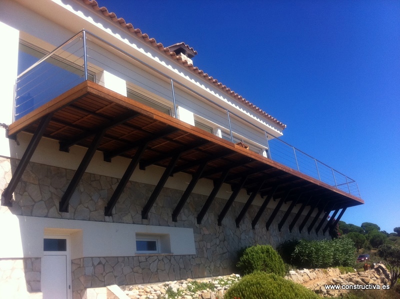 Ampliacion de terraza con tarima de iroko 