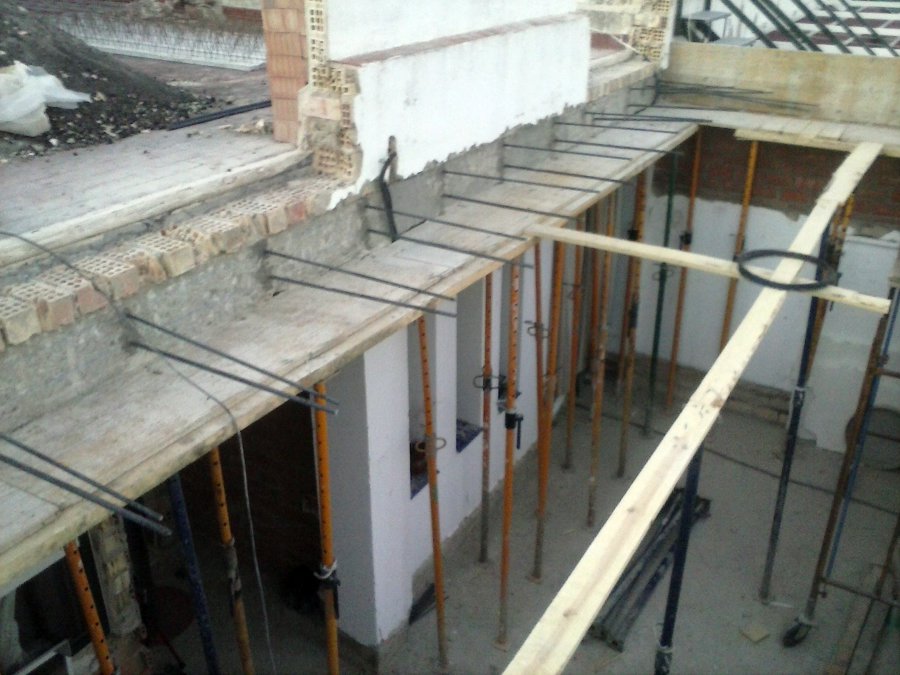 Ampliacion estructural de vivienda.