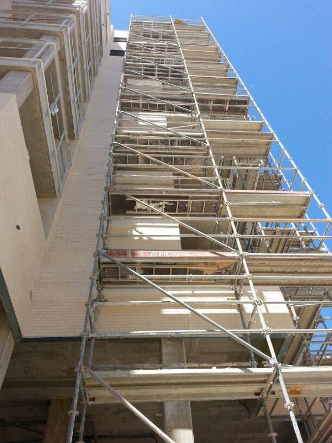 Andamio multidireccional