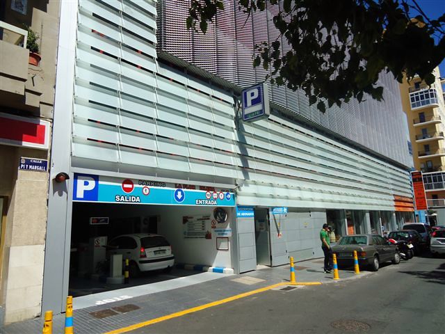 Aparcamiento en Alcaravaneras