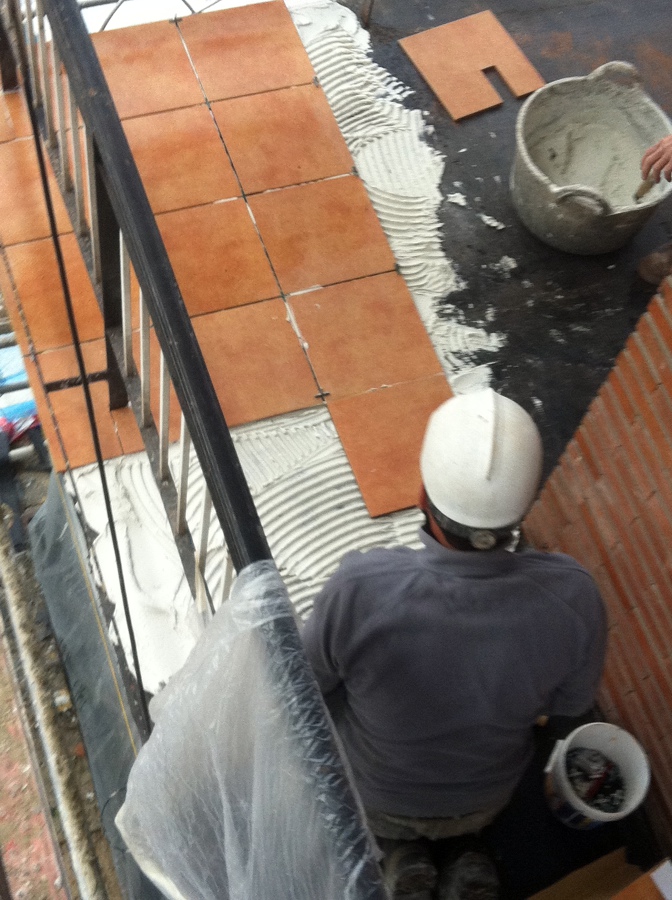 Aplacado de terrazas.