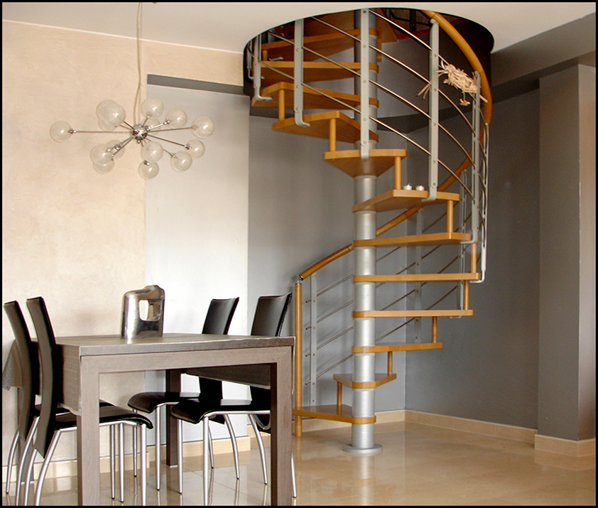 Aplicación a pistola pintura de color plata